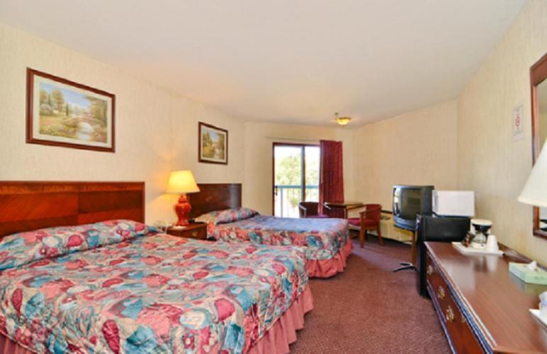 America'S Best Value Inn Of ナヴァト 部屋 写真